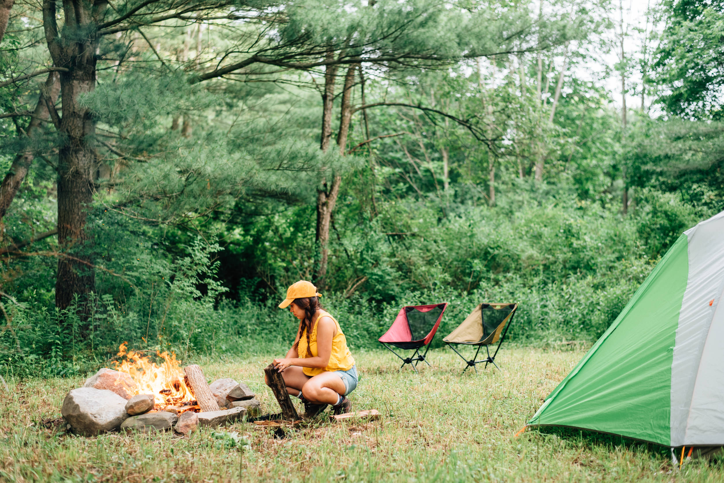 camping campfire